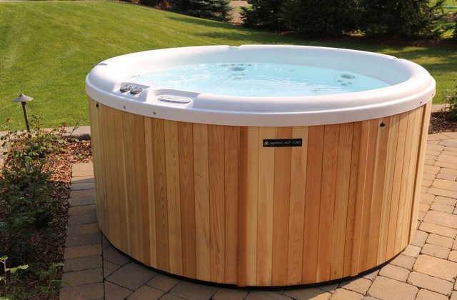 Load image into Gallery viewer, Nordic Hot Tubs Warrior XL
